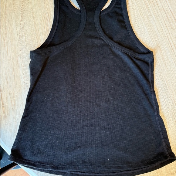 Vuori Black Tank Top size small - Picture 2 of 4